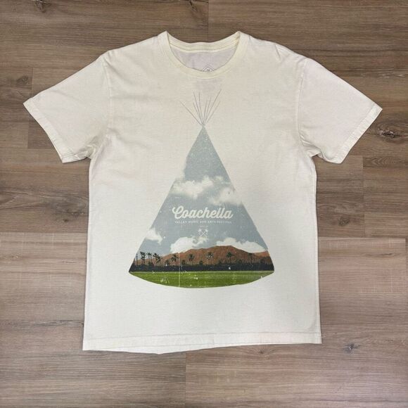 Coachella 2013 Festival Tee Shirt White Tee Pee Graphic Official Merch Size M - Picture 1 of 3
